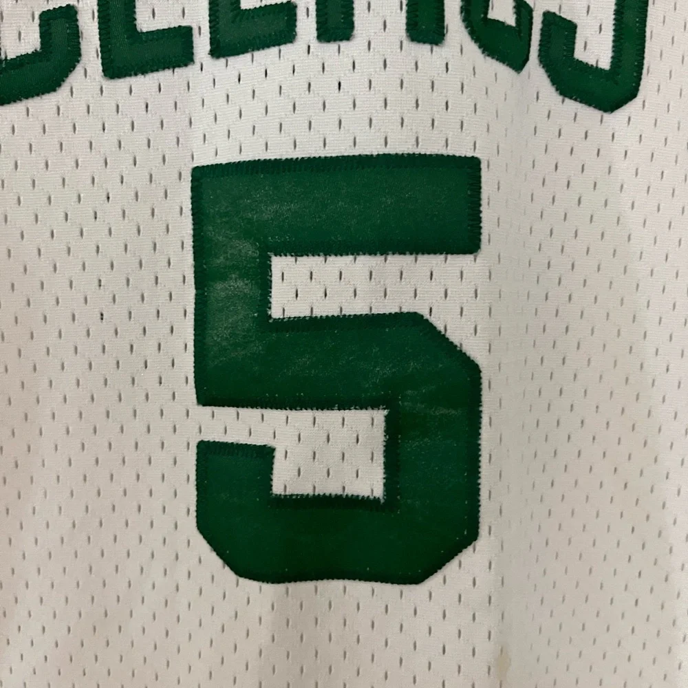Kids large Boston Celtics Kevin garnet jersey - Picture 4 of 6
